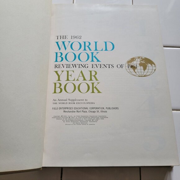 The World Book Yearbook 1962 Encyclopedia Historical Events Hardcover Vintage - Picture 3 of 6